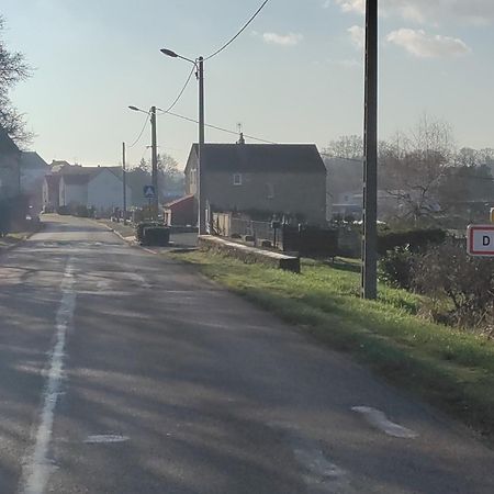 Calme Au Canal De Centre Dennevy Εξωτερικό φωτογραφία